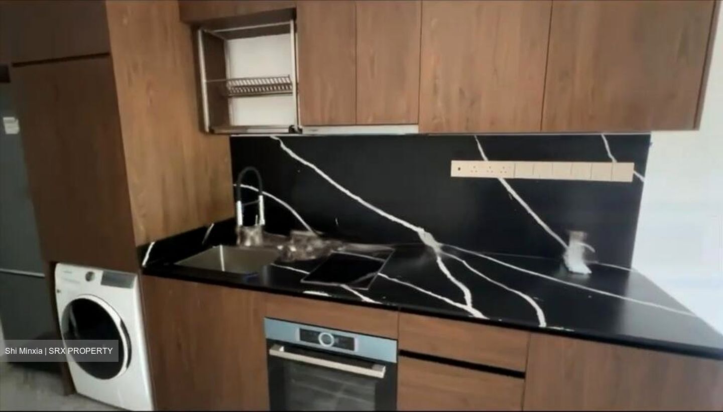 The Commodore (D27), Condominium #496573761